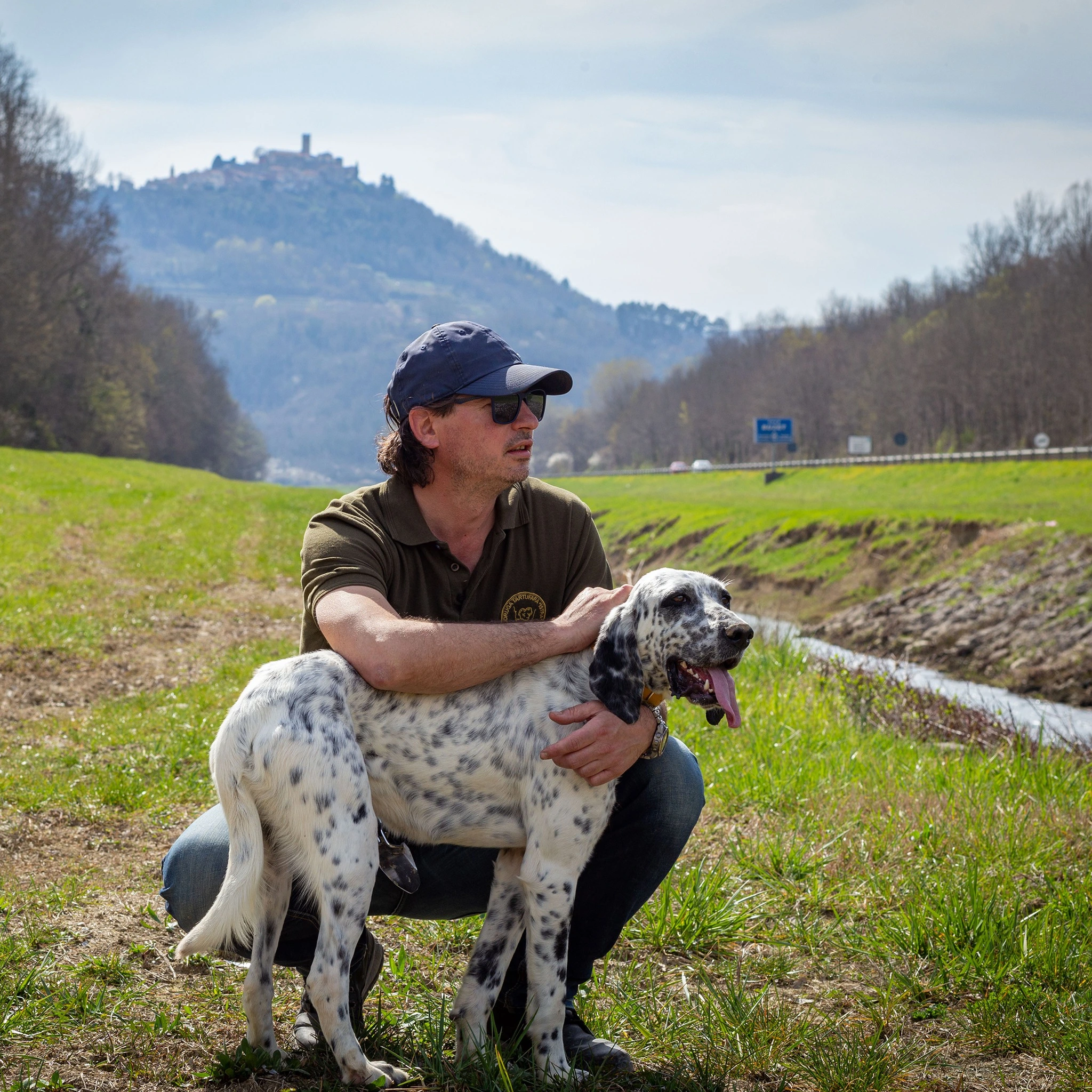Tartuf u ruci profesionalnog tartufara